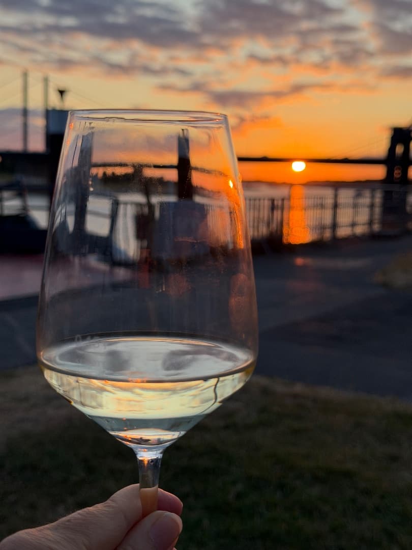 Das Glas Wein? Ich trinke es noch — nur noch wenn ich wirklich will. – Bild 5